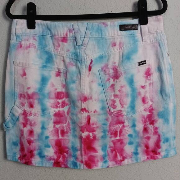 VOLCOM Women's Tie Dye Denim "Fix It Mini Skirt" Mid Rise Pink Blue White, L(10) - Picture 7 of 12